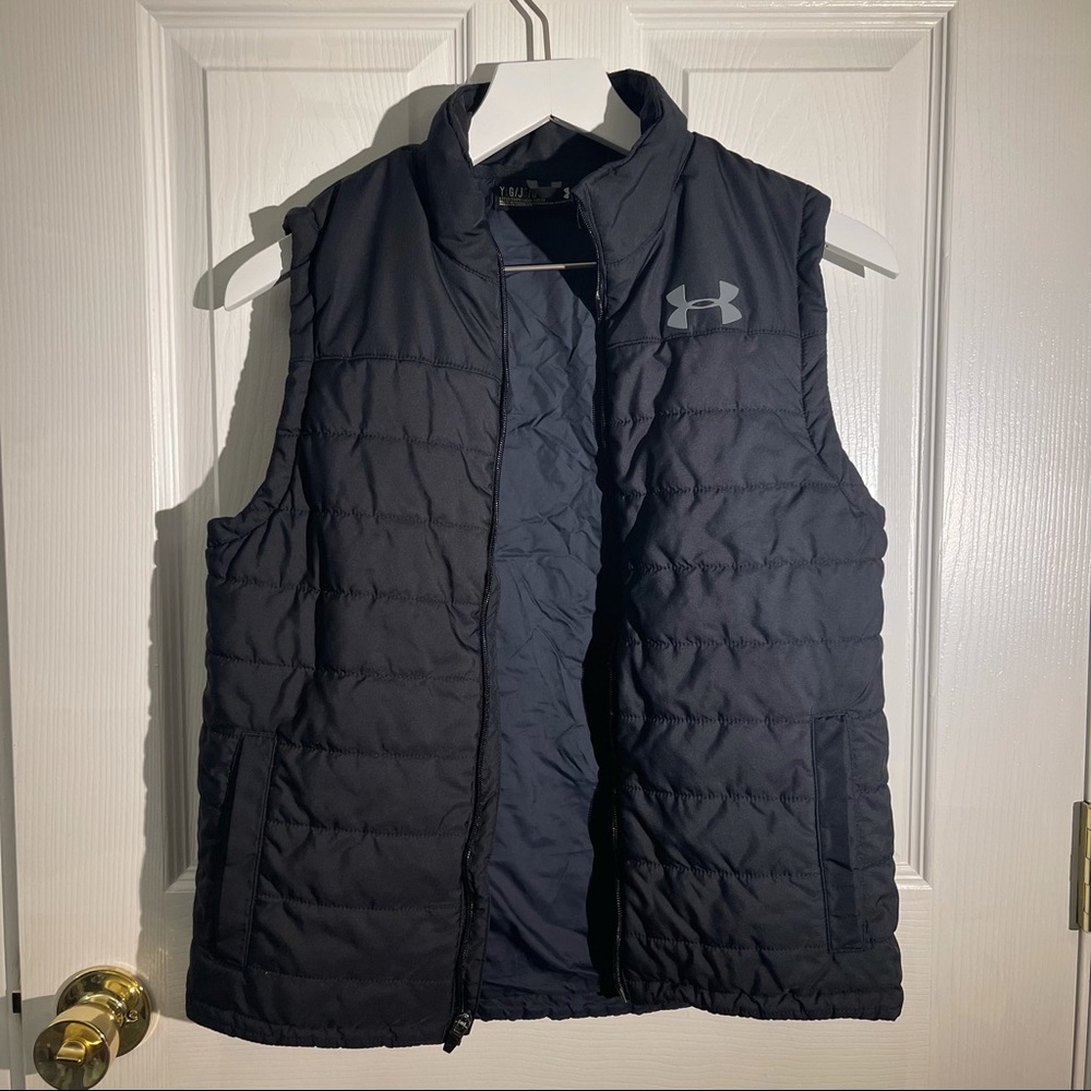 Black Under Armour vest